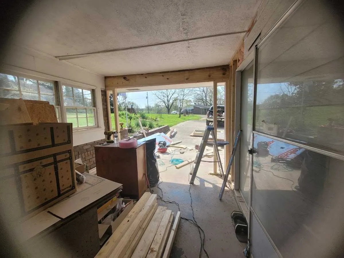 Air movers and dehumidifier for Water Mitigation Services in Paradise